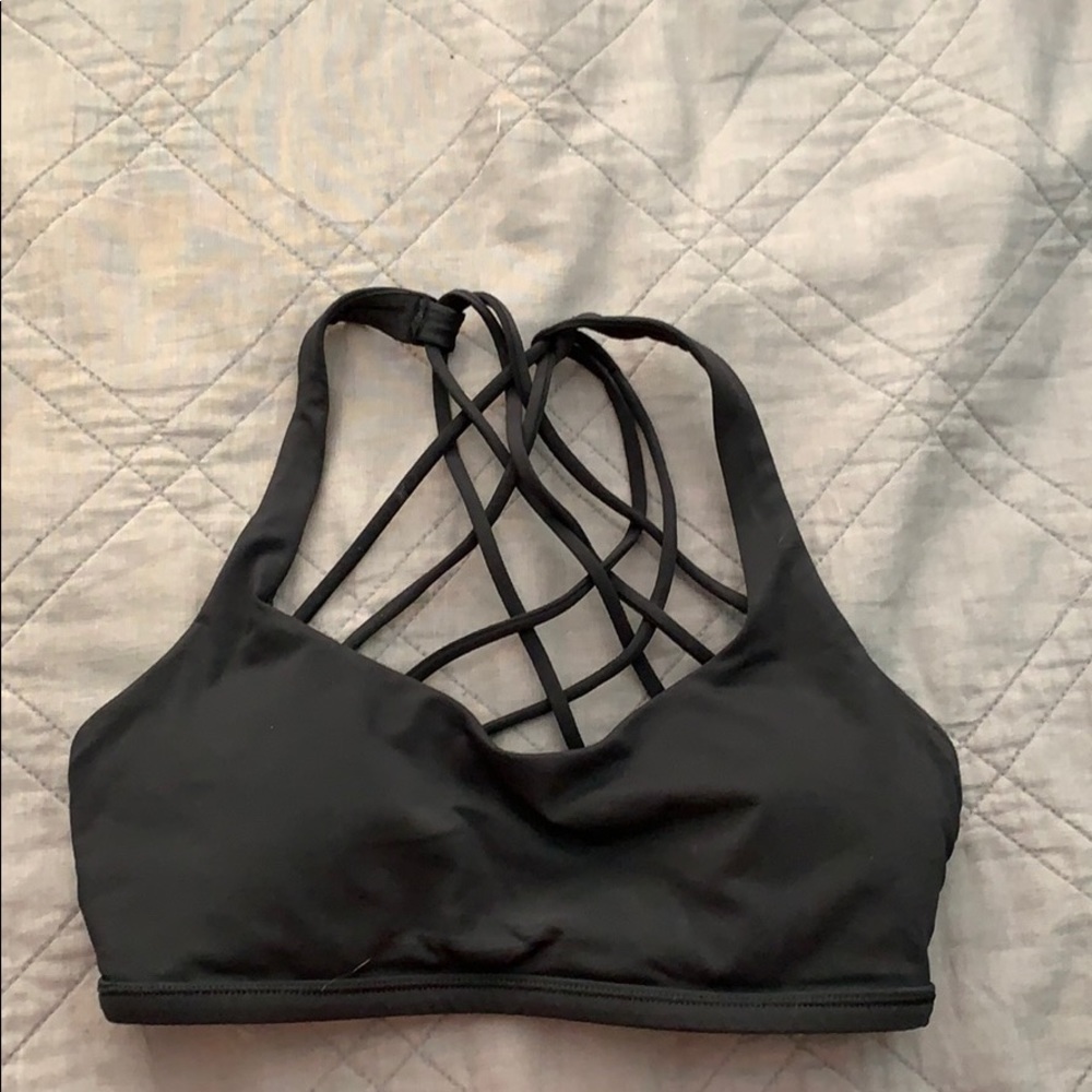 lululemon black sports bra